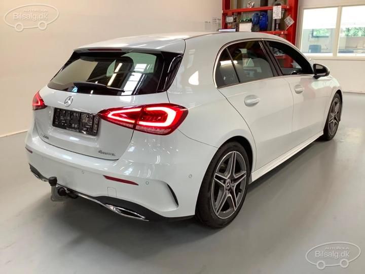 Photo 4 VIN: WDD1770451N111944 - MERCEDES-BENZ A-CLASS HATCHBACK 