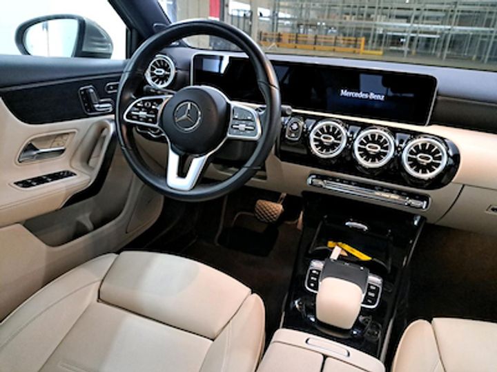 Photo 7 VIN: WDD1770871N054818 - MERCEDES-BENZ CLASSE A (W177) 