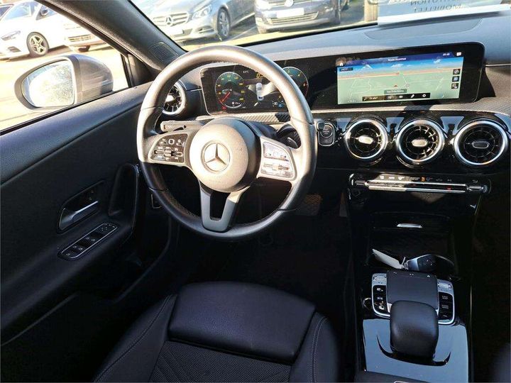 Photo 4 VIN: WDD1771031J171739 - MERCEDES-BENZ CLASSE A BERLINE 