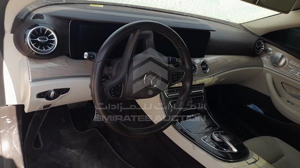 Photo 10 VIN: WDD1J6GB6JF021175 - MERCEDES-BENZ E 400 