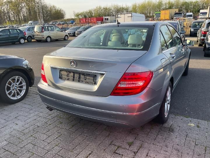 Photo 2 VIN: WDD2040001A844626 - MERCEDES-BENZ C-CLASS SALOON 