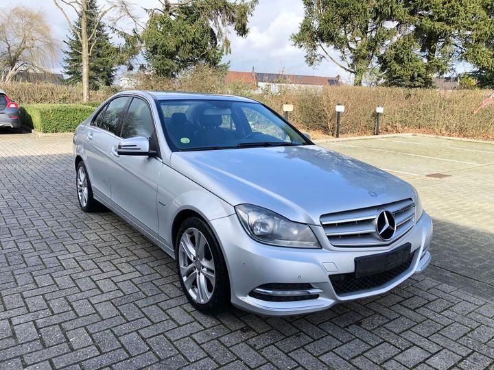 Photo 2 VIN: WDD2040011A574488 - MERCEDES-BENZ C200 SALOON 