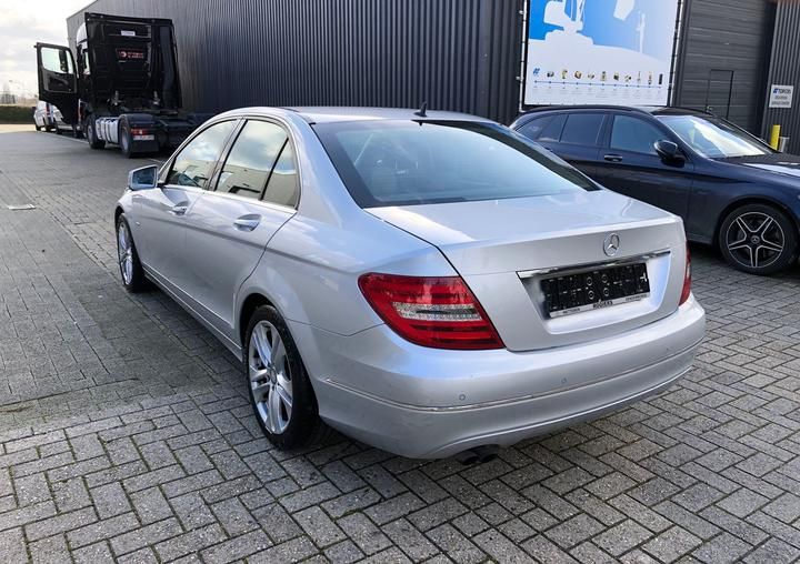 Photo 5 VIN: WDD2040011A574488 - MERCEDES-BENZ C200 SALOON 