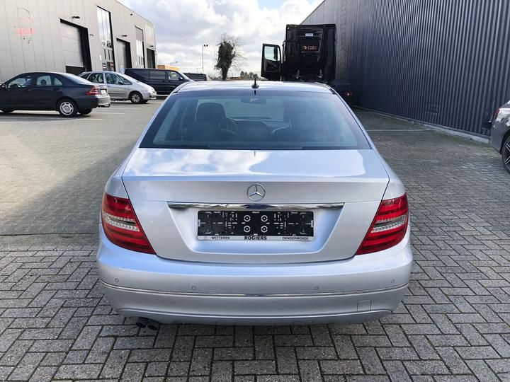 Photo 6 VIN: WDD2040011A574488 - MERCEDES-BENZ C200 SALOON 