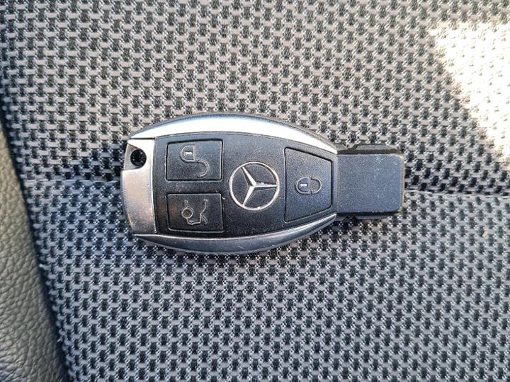 Photo 25 VIN: WDD2052071F602130 - MERCEDES-BENZ C-KLASSE 