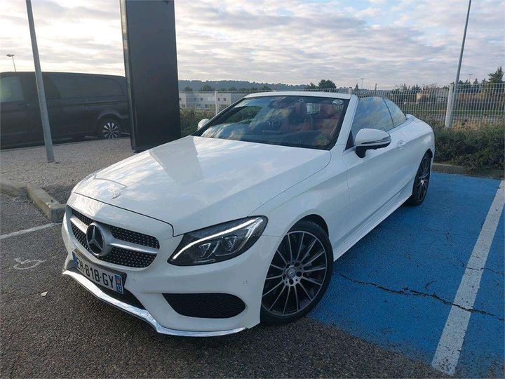 Photo 17 VIN: WDD2054081F492578 - MERCEDES-BENZ CLASSE C CABRIOLET 