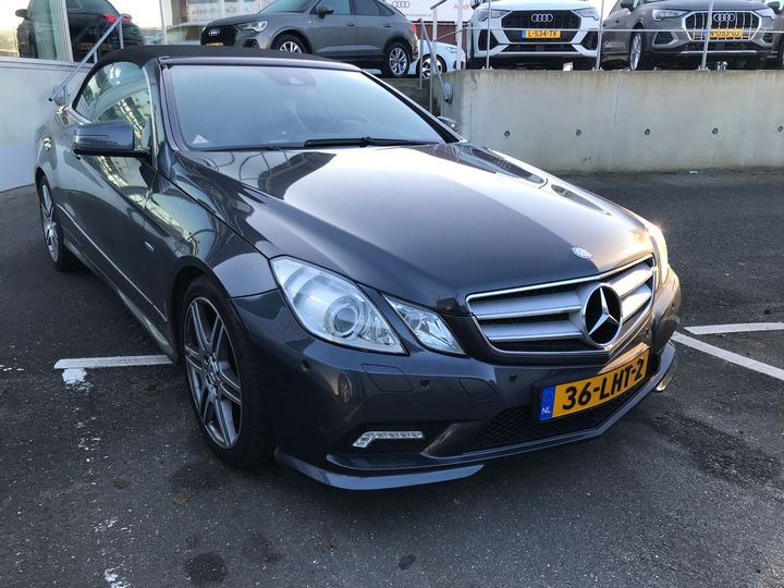 Photo 4 VIN: WDD2074471F051416 - MERCEDES-BENZ E-KLASSE CABRIO 