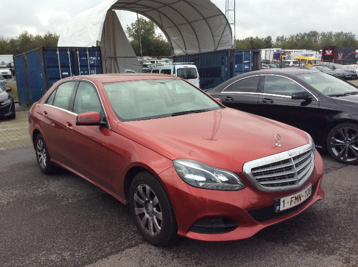 Photo 2 VIN: WDD2120051A871454 - MERCEDES-BENZ E-CLASS SALOON 