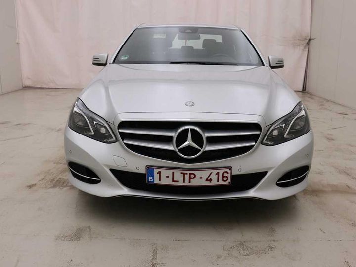 Photo 16 VIN: WDD2120061B302918 - MERCEDES-BENZ E-KLASSE 