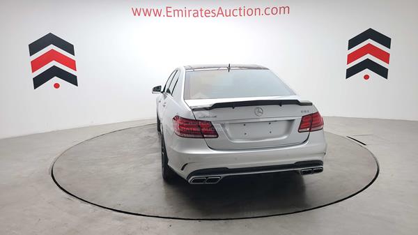 Photo 10 VIN: WDD2120771A067469 - MERCEDES-BENZ E 63 