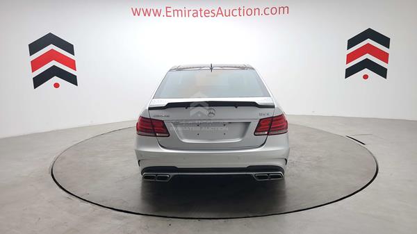 Photo 9 VIN: WDD2120771A067469 - MERCEDES-BENZ E 63 