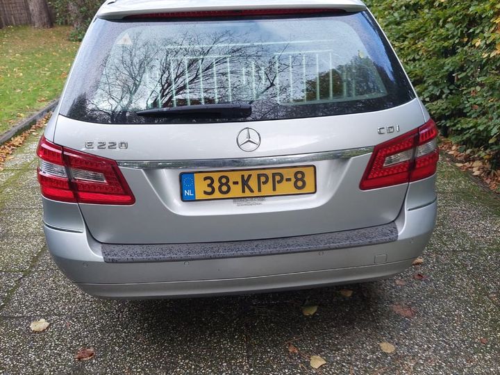 Photo 2 VIN: WDD2122021A122058 - MERCEDES-BENZ E-KLASSE ESTATE 