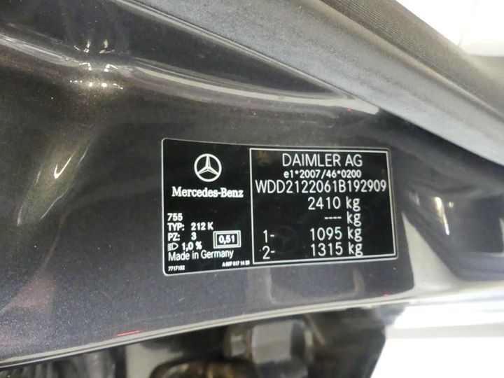 Photo 4 VIN: WDD2122061B192909 - MERCEDES-BENZ E BREAK 