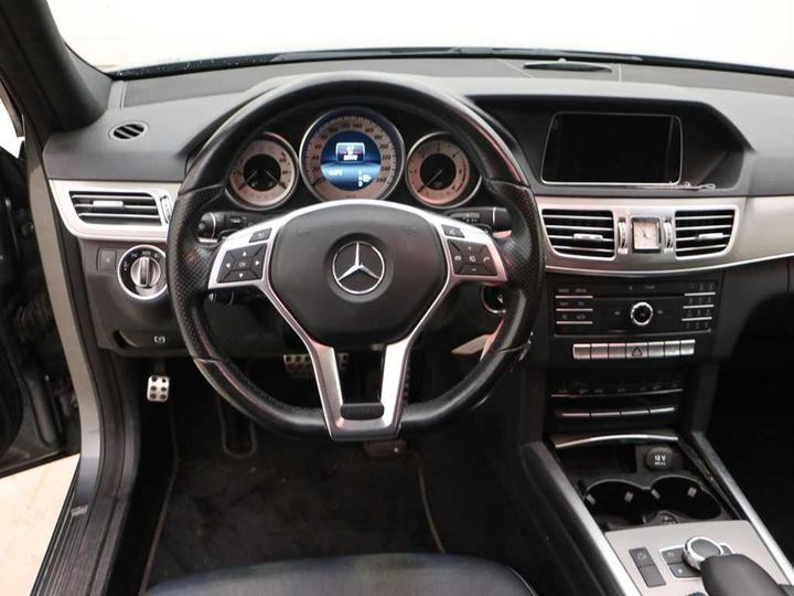 Photo 16 VIN: WDD2122061B312477 - MERCEDES-BENZ E-KLASSE 