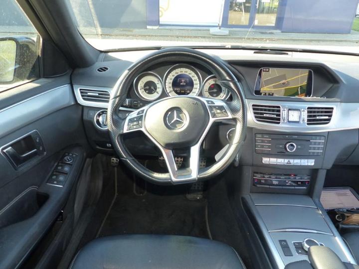 Photo 3 VIN: WDD2122061B312477 - MERCEDES-BENZ E-KLASSE 