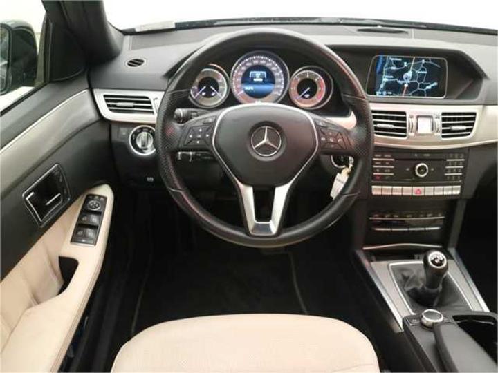 Photo 16 VIN: WDD2122061B318634 - MERCEDES-BENZ E-KLASSE 