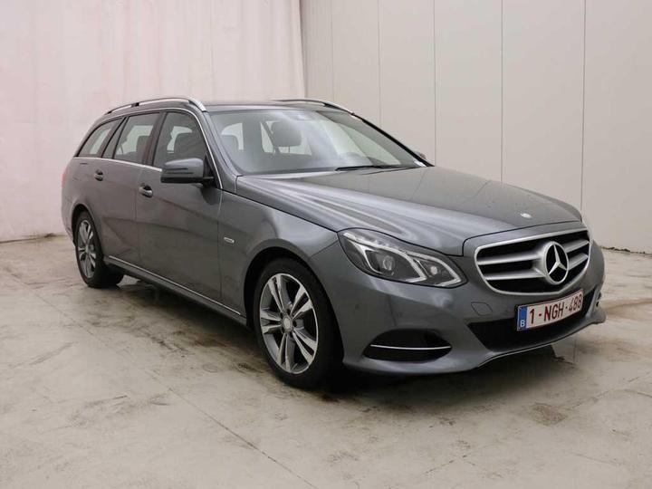 Photo 9 VIN: WDD2122061B327371 - MERCEDES-BENZ E-KLASSE 