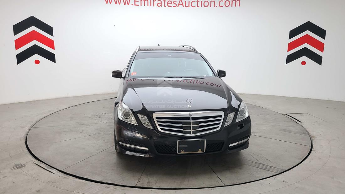 Photo 1 VIN: WDD2122801A572194 - MERCEDES E 