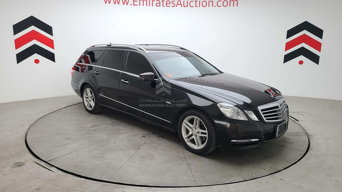 Photo 14 VIN: WDD2122801A572194 - MERCEDES E 