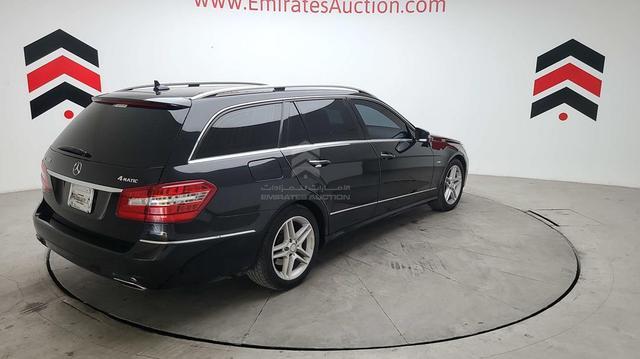 Photo 13 VIN: WDD2122801A572194 - MERCEDES E 