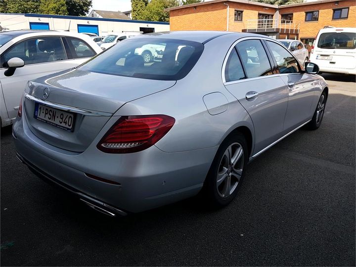 Photo 2 VIN: WDD2130041A103330 - MERCEDES-BENZ E-KLASSE 