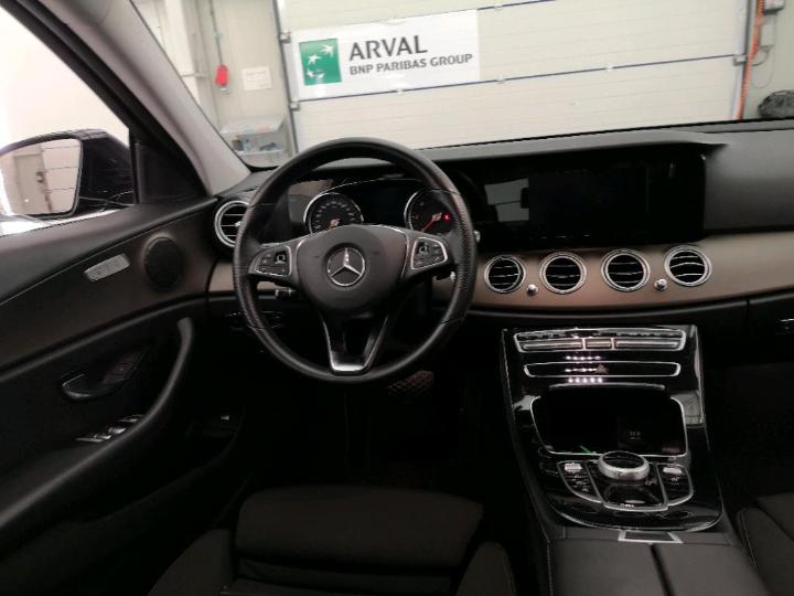 Photo 10 VIN: WDD2130041A136546 - MERCEDES-BENZ E-KLASSE 