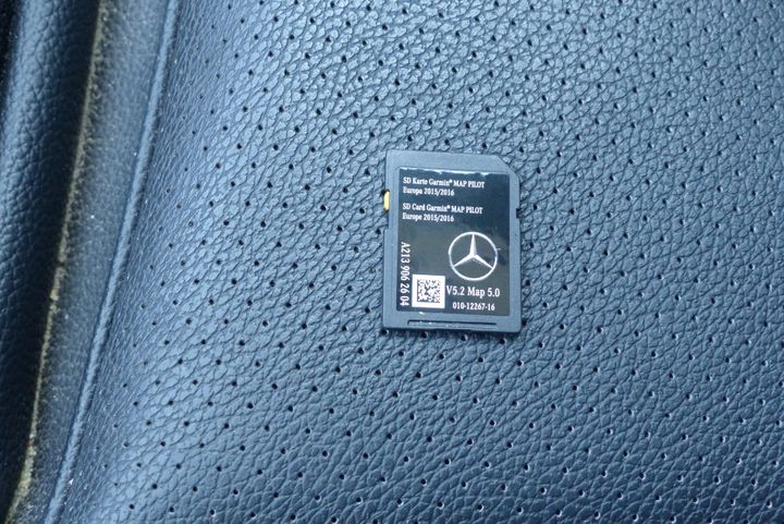 Photo 8 VIN: WDD2130041A146448 - MERCEDES-BENZ E-KLASSE 