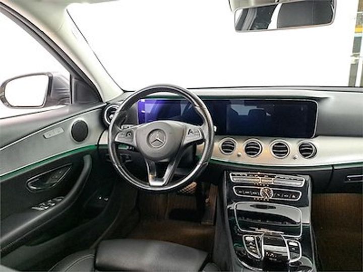 Photo 8 VIN: WDD2130041A173937 - MERCEDES-BENZ E 220 D 