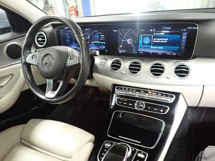 Photo 10 VIN: WDD2130041A185666 - MERCEDES-BENZ CLASSE E 