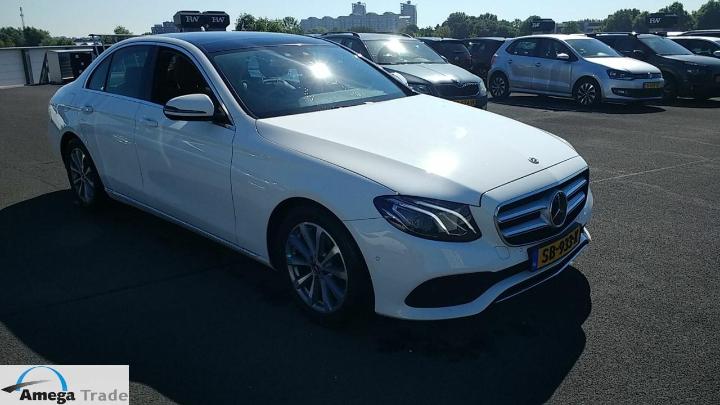 Photo 2 VIN: WDD2130041A419100 - MERCEDES-BENZ E 220 D 