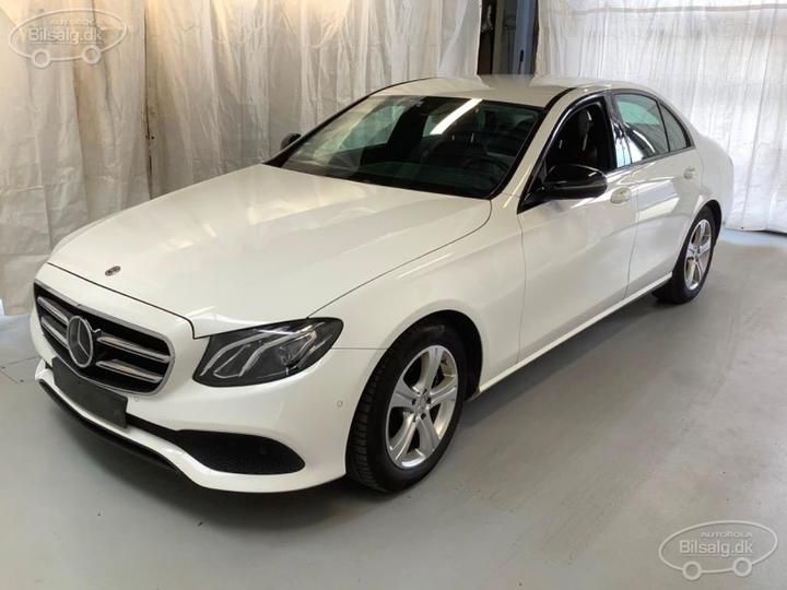 Photo 1 VIN: WDD2130041A433354 - MERCEDES-BENZ E-CLASS SALOON 