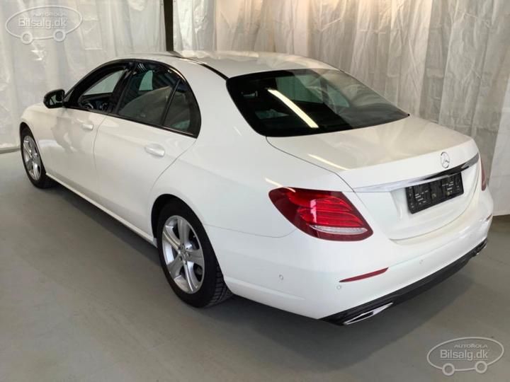 Photo 20 VIN: WDD2130041A433354 - MERCEDES-BENZ E-CLASS SALOON 