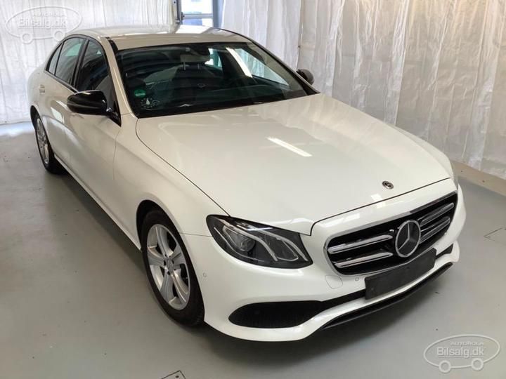 Photo 3 VIN: WDD2130041A433354 - MERCEDES-BENZ E-CLASS SALOON 