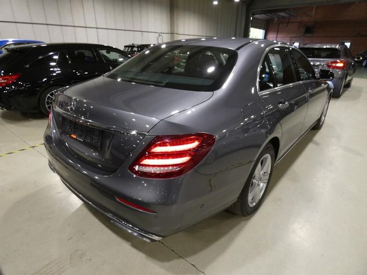 Photo 2 VIN: WDD2130041A480644 - MERCEDES-BENZ E 