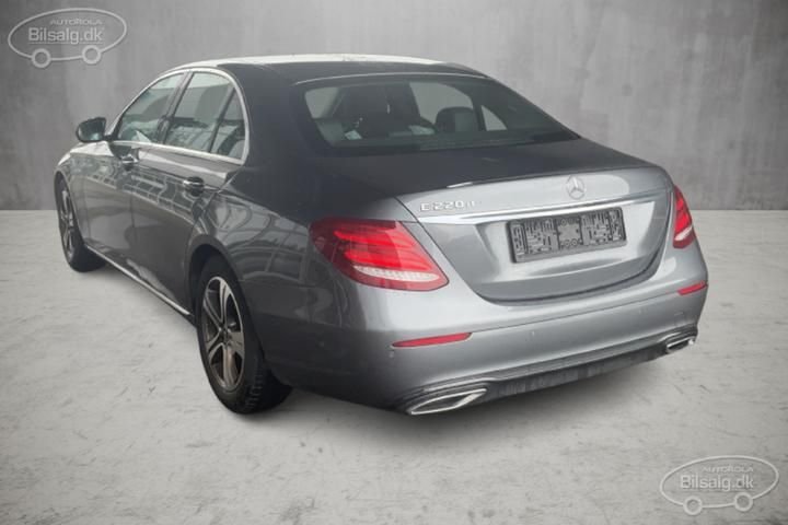 Photo 1 VIN: WDD2130041A588620 - MERCEDES-BENZ E-CLASS 