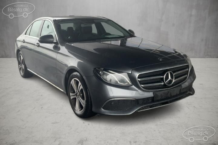 Photo 3 VIN: WDD2130041A588620 - MERCEDES-BENZ E-CLASS 