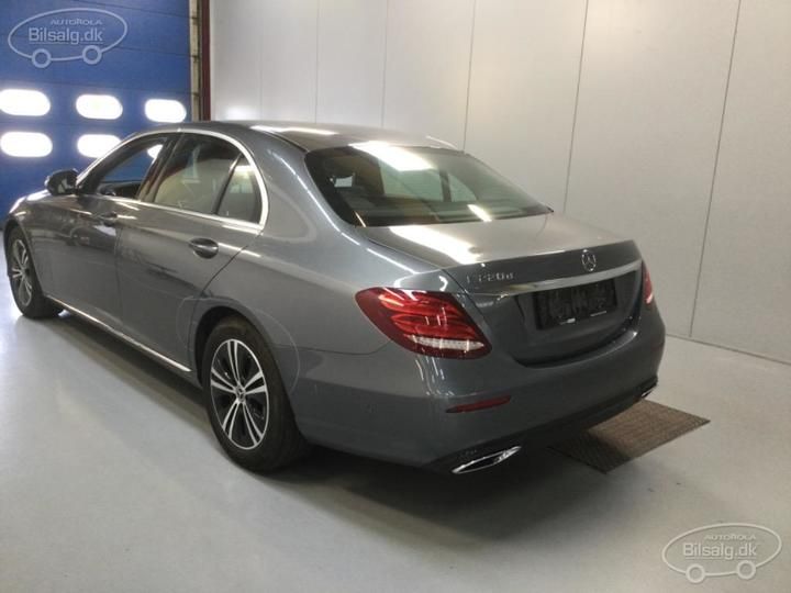 Photo 22 VIN: WDD2130041A682890 - MERCEDES-BENZ E-CLASS SALOON 