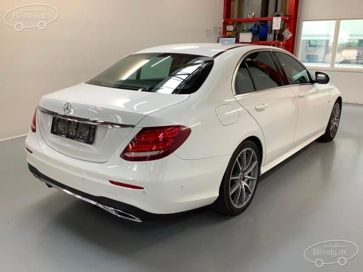 Photo 4 VIN: WDD2130041A713883 - MERCEDES-BENZ E-CLASS SALOON 