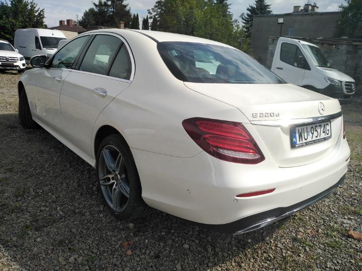 Photo 5 VIN: WDD2130051A453923 - MERCEDES-BENZ E-CLASS SALOON 