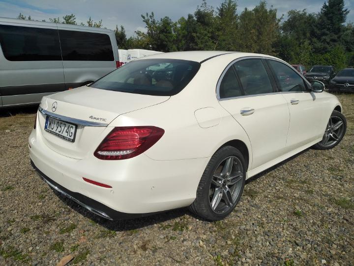 Photo 4 VIN: WDD2130051A453923 - MERCEDES-BENZ E-CLASS SALOON 