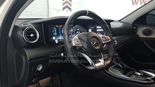 Photo 10 VIN: WDD2130131A135773 - MERCEDES-BENZ E220 