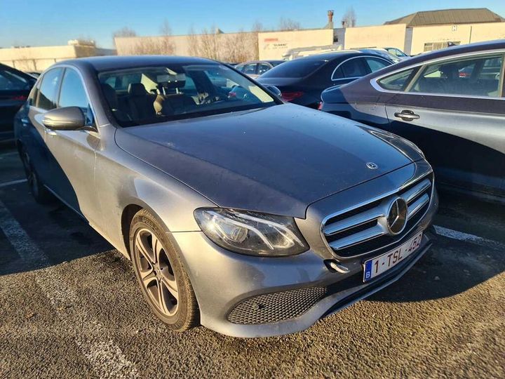 Photo 8 VIN: WDD2130131A414860 - MERCEDES-BENZ E-KLASSE 