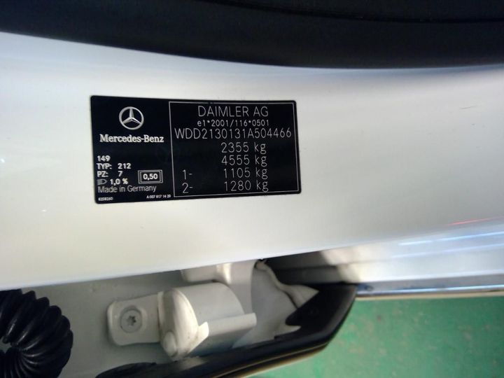 Photo 11 VIN: WDD2130131A504466 - MERCEDES-BENZ E-CLASS 