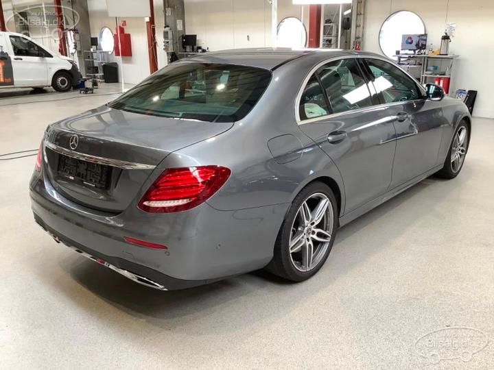 Photo 22 VIN: WDD2130221A595966 - MERCEDES-BENZ E-CLASS SALOON 