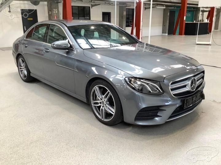 Photo 3 VIN: WDD2130221A595966 - MERCEDES-BENZ E-CLASS SALOON 