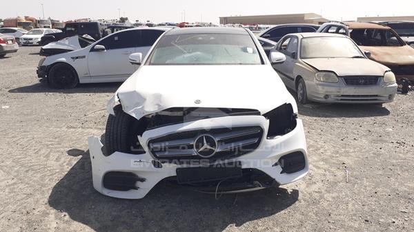 Photo 0 VIN: WDD2130421A504266 - MERCEDES-BENZ E 200 