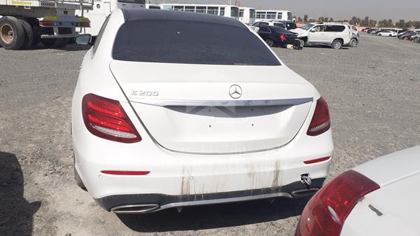 Photo 5 VIN: WDD2130421A504266 - MERCEDES-BENZ E 200 