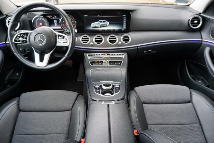 Photo 9 VIN: WDD2130431A570291 - MERCEDES-BENZ E-CLASS SALOON 