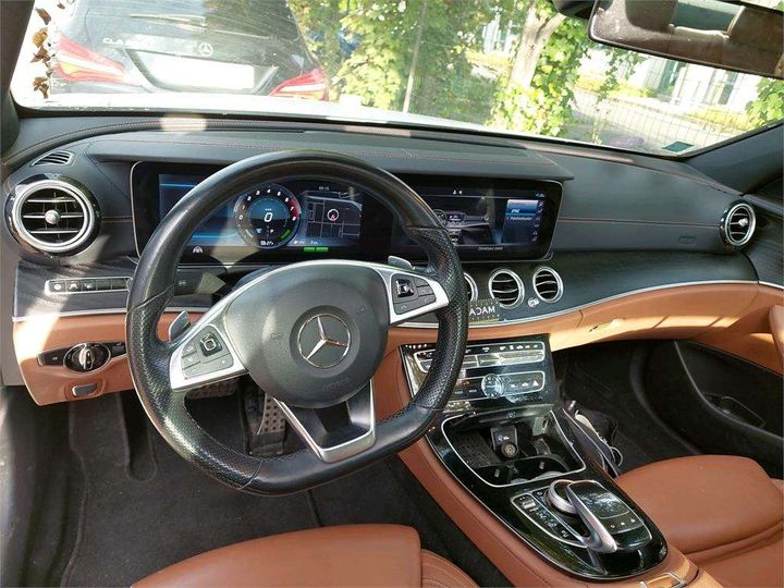 Photo 24 VIN: WDD2130501A322322 - MERCEDES-BENZ CLASSE E BERLINE 