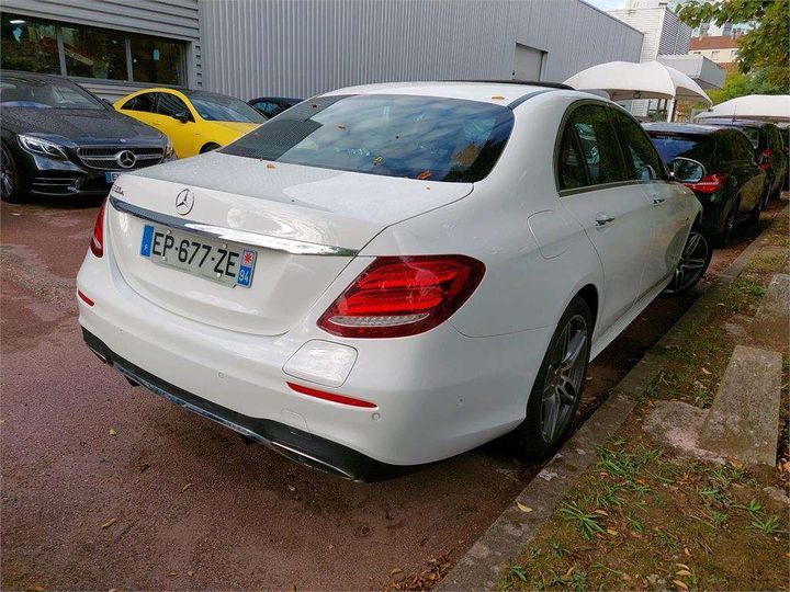 Photo 3 VIN: WDD2130501A322322 - MERCEDES-BENZ CLASSE E BERLINE 